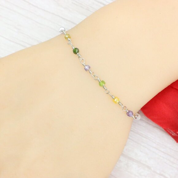 "Trendy Handmade Bracelet – A Thoughtful Gift for Girls & Women | UNVRC1470 - Picture 9 of 10